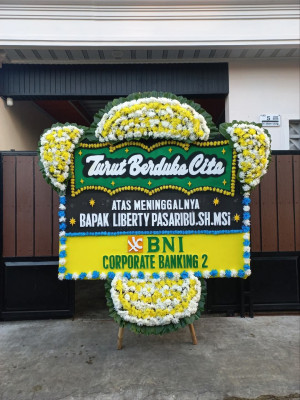 Papan Bunga Duka di Ngadirgo