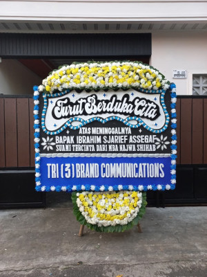 Papan Bunga Duka di Ngadirgo